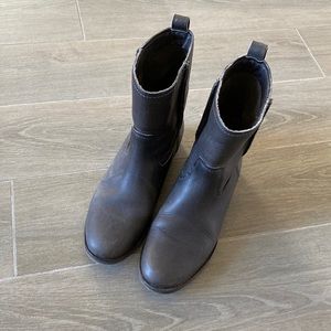 Frye mid-height boots
